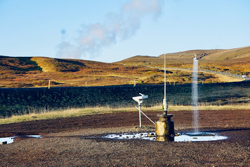 Refresh and Rejuvenate: The Benefits of an Outdoor Shower for Your Home or Campsite